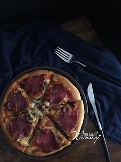 萨拉米披萨-简单的食材一样好吃的热量
