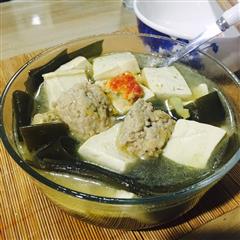 肉丸海带豆腐汤