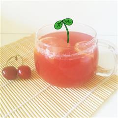 简单的夏季冰饮-樱桃柠檬水