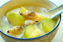 ——西葫芦蛤蜊海米味增汤的热量