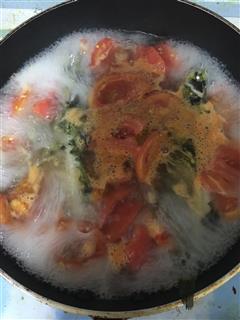 西红柿昂刺鱼汤