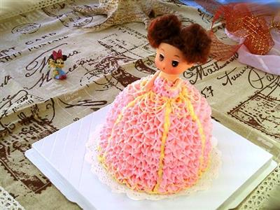 裱花蛋糕-粉色小公主