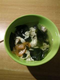 紫菜蛋花香菇汤