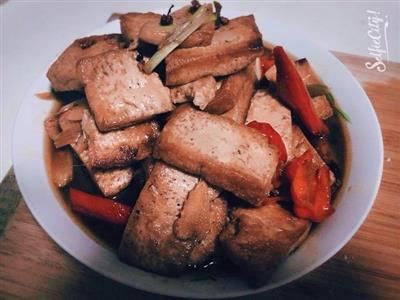 红烧黄金豆腐