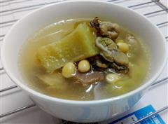 秋季苦瓜蚝豉黄豆咸猪骨汤