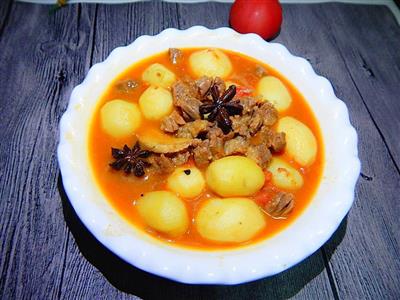 茄汁小土豆炖牛肉粒