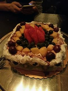 九寸淡奶油水果裸蛋糕