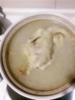超级简单又营养的参鸡汤的热量