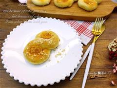 蛋黄酥粒面包