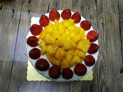 草莓芒果蛋糕