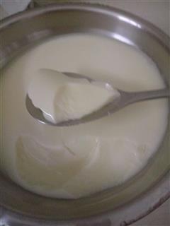 姜汁牛奶炖蛋的热量
