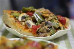 腊肉蘑菇披萨的热量