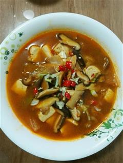 韩式辣白菜豆腐汤的热量