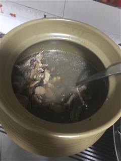 土茯苓坑罗扁豆猪骨汤