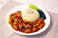 春季炒鸡下饭菜  永远吃不腻的家常麻婆豆腐的热量