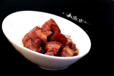 坤博砂锅红烧肉